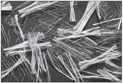 Рис. 1. Фибриллированные микроволокна, собранные в пучки